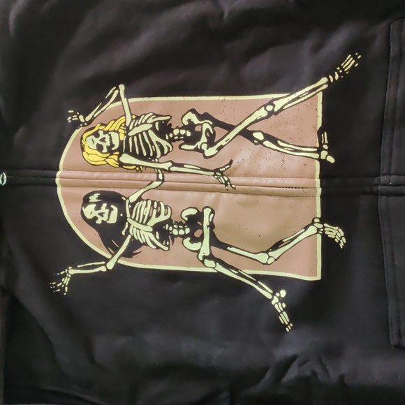 Spooky Skeleton Dancing Sweatshirt 30 Morbid Minutes from Rooster Teeth - Picture 3 of 7